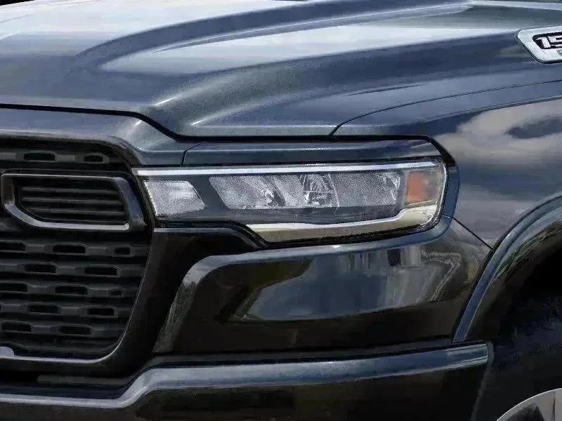 New 2026 Diamond Black Crystal Pearl-Coat Exterior Paint RAM Big Horn/Lone Star image 36