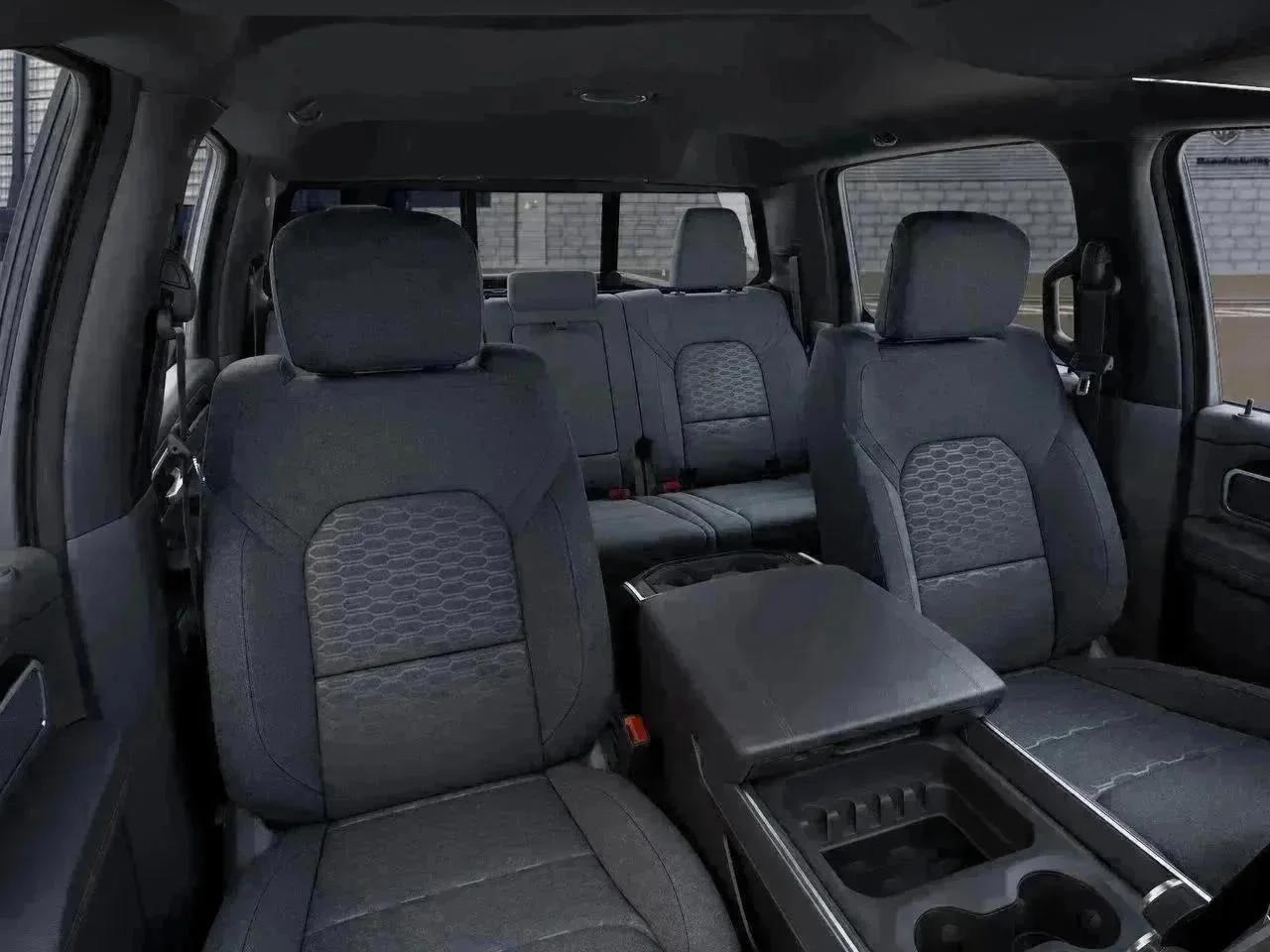New 2026 Diamond Black Crystal Pearl-Coat Exterior Paint RAM Big Horn/Lone Star image 42
