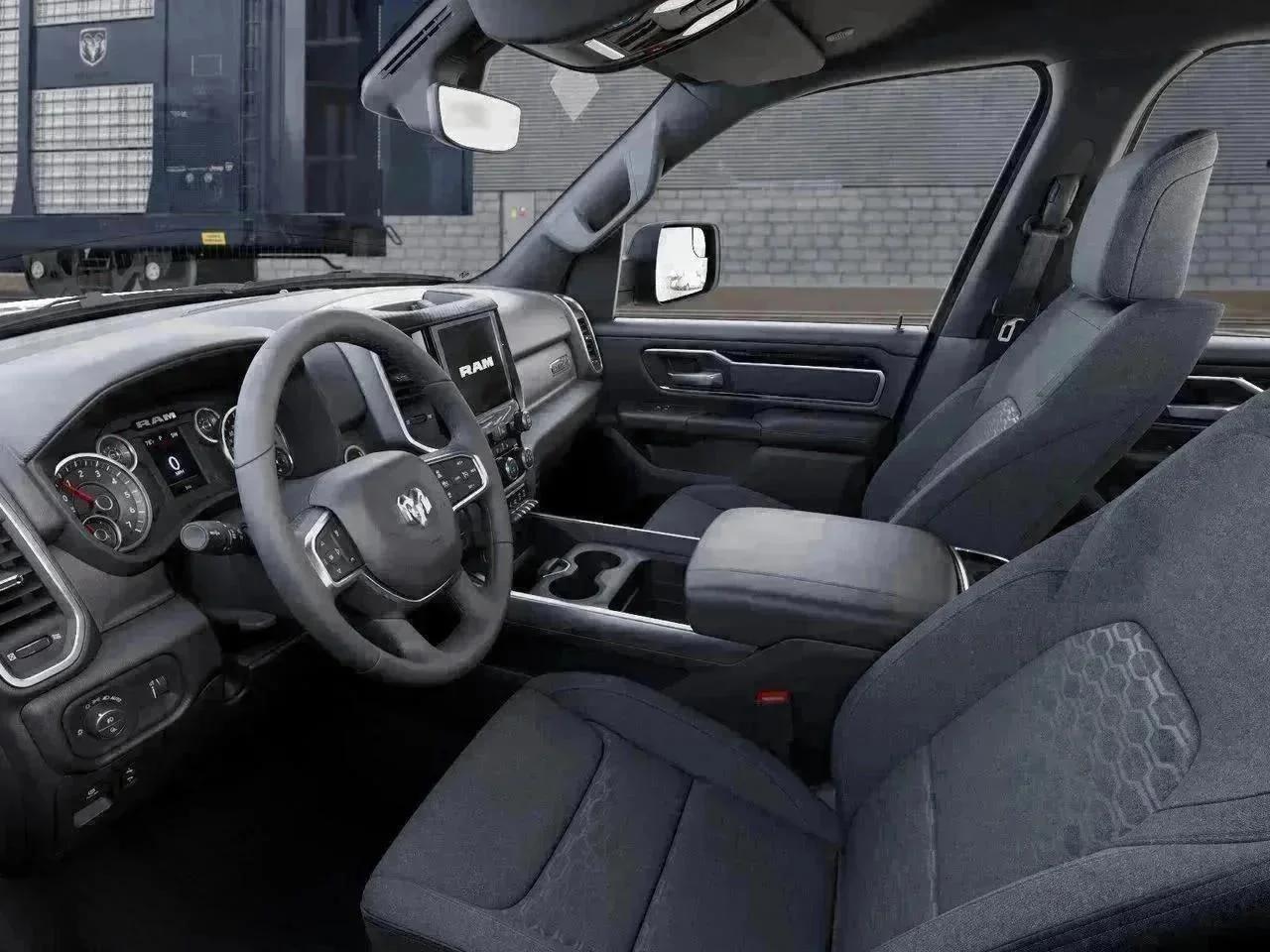 New 2026 Diamond Black Crystal Pearl-Coat Exterior Paint RAM Big Horn/Lone Star image 48