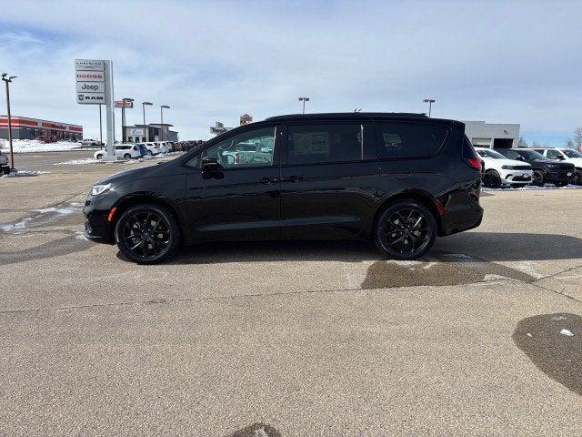 2026 Chrysler Pacifica PACIFICA SELECT AWD 2026 Chrysler Pacifica PACIFICA SELECT AWD