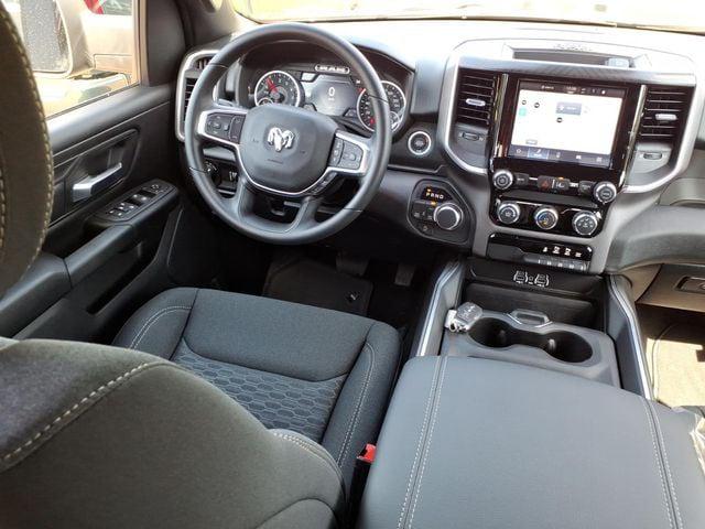2026 Ram 1500 Express Crew Cab 4x4 5'7" Box