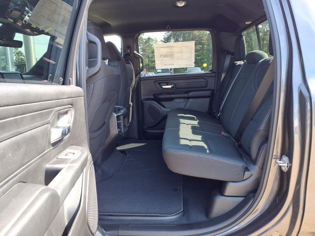 2026 Ram 1500 Express Crew Cab 4x4 5'7" Box