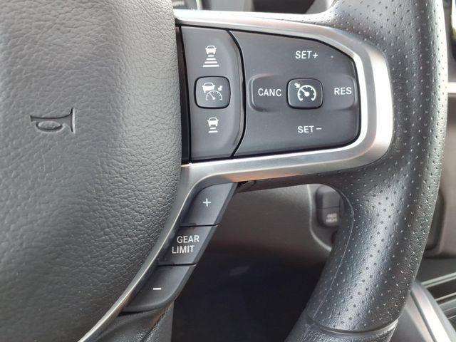 2026 Ram 1500 Express Crew Cab 4x4 5'7" Box