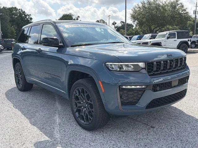 2026 Jeep Grand Cherokee GRAND CHEROKEE SUMMIT 4X4