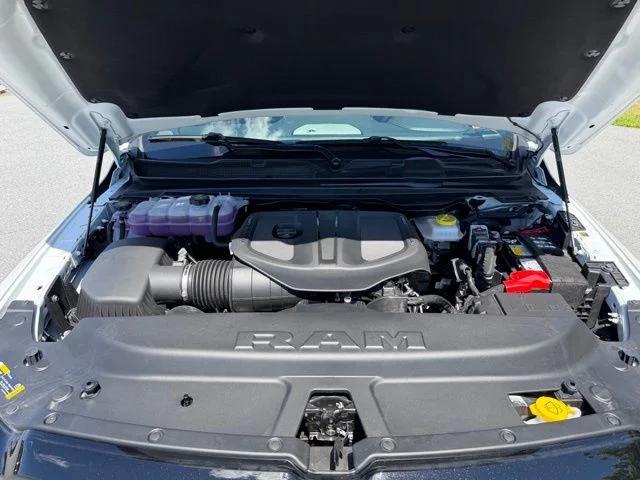 2026 Ram 1500 Laramie Crew Cab 4x4 57 Box