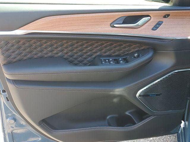 2026 Jeep Grand Cherokee Summit 4x4