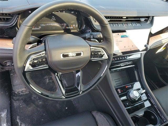 2026 Jeep Grand Cherokee Summit 4x4
