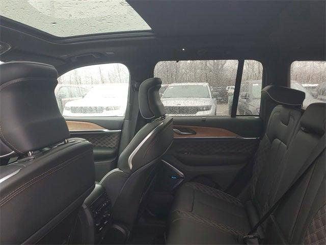 2026 Jeep Grand Cherokee Summit 4x4