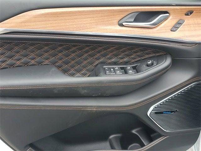2026 Jeep Grand Cherokee Summit 4x4