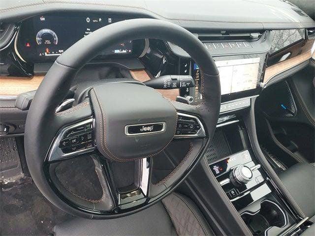2026 Jeep Grand Cherokee Summit 4x4