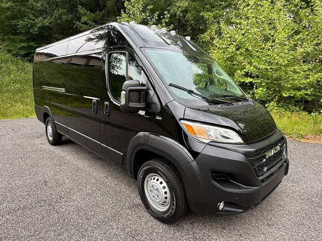 2026 Ram ProMaster Cargo Van Tradesman High Roof 159" WB EXT w/Pass Seat