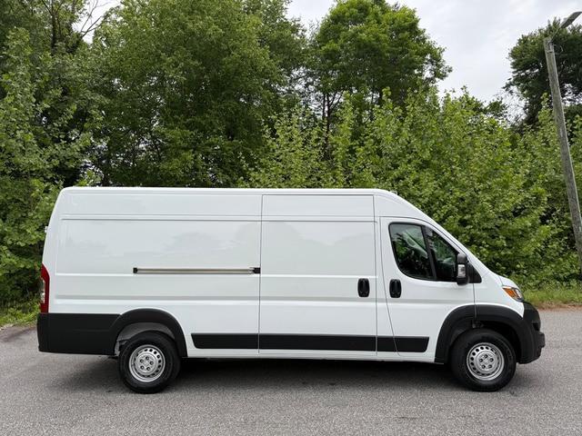 2026 Ram ProMaster Cargo Van Tradesman High Roof 159" WB EXT w/Pass Seat