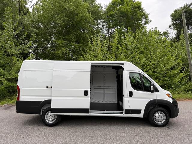 2026 Ram ProMaster Cargo Van Tradesman High Roof 159" WB EXT w/Pass Seat