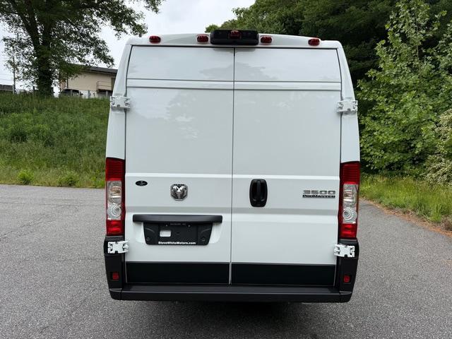 2026 Ram ProMaster Cargo Van Tradesman High Roof 159" WB EXT w/Pass Seat