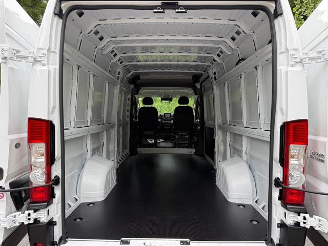 2026 Ram ProMaster Cargo Van Tradesman High Roof 159" WB EXT w/Pass Seat
