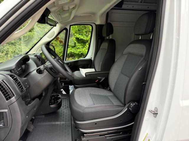 2026 Ram ProMaster Cargo Van Tradesman High Roof 159" WB EXT w/Pass Seat
