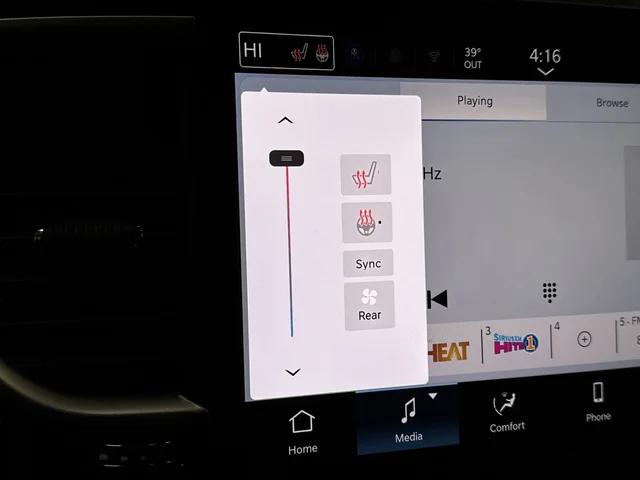 2026 Chrysler Pacifica Select AWD