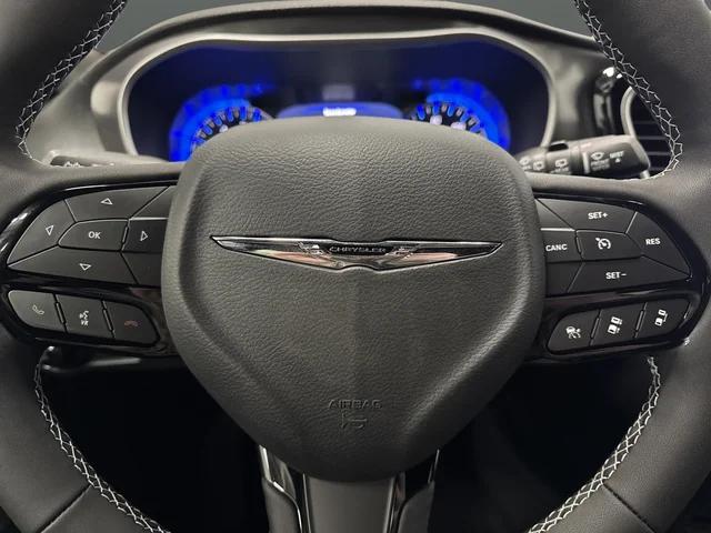 2026 Chrysler Pacifica Select AWD