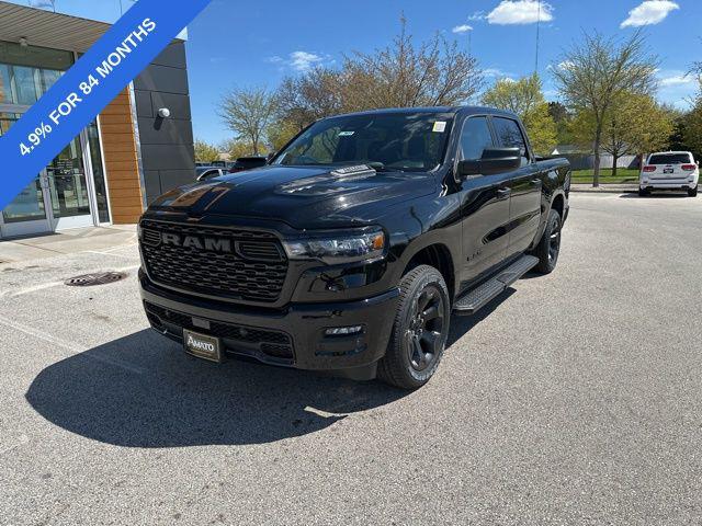 2026 RAM Ram 1500 RAM 1500 EXPRESS CREW CAB 4X4 57 BOX
