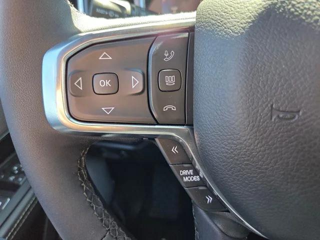 2026 Ram 1500 Laramie Crew Cab 4x4 5'7" Box