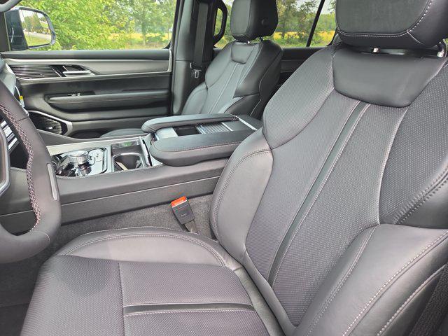 2026 Wagoneer Grand Wagoneer GRAND WAGONEER L LIMITED ALTITUDE 4X4 2026 Wagoneer Grand Wagoneer GRAND WAGONEER L LIMITED ALTITUDE 4X4