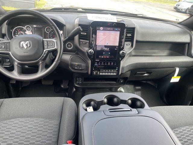 2026 RAM Ram 2500 RAM 2500 TRADESMAN CREW CAB 4X4 8 BOX