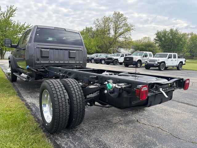 2026 RAM Ram 5500 Chassis Cab RAM 5500 TRADESMAN CHASSIS CREW CAB 4X4 84 CA