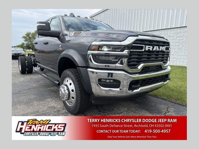 2026 RAM Ram 5500 Chassis Cab RAM 5500 TRADESMAN CHASSIS CREW CAB 4X4 84 CA