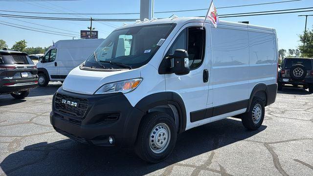 2026 Ram ProMaster Cargo Van Tradesman Low Roof 118" WB w/Pass Seat