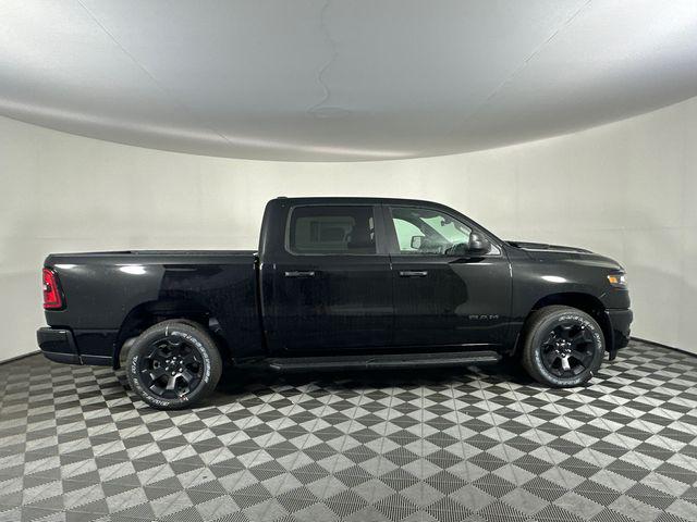 2026 Ram 1500 Express Crew Cab 4x4 5'7" Box