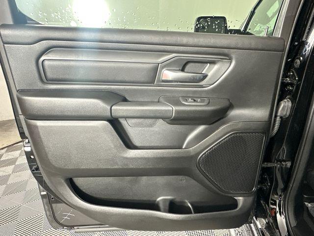 2026 Ram 1500 Express Crew Cab 4x4 5'7" Box