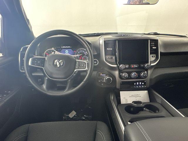 2026 Ram 1500 Express Crew Cab 4x4 5'7" Box