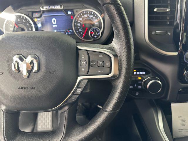 2026 Ram 1500 Express Crew Cab 4x4 5'7" Box