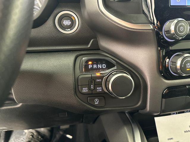 2026 Ram 1500 Express Crew Cab 4x4 5'7" Box
