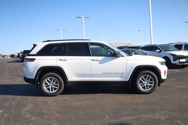 2026 Jeep Grand Cherokee GRAND CHEROKEE LAREDO 4X4