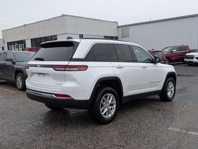 2026 Jeep Grand Cherokee GRAND CHEROKEE LAREDO 4X4