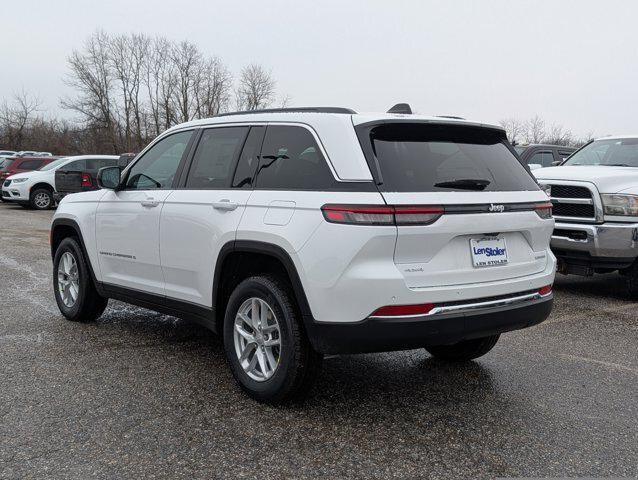 2026 Jeep Grand Cherokee GRAND CHEROKEE LAREDO 4X4