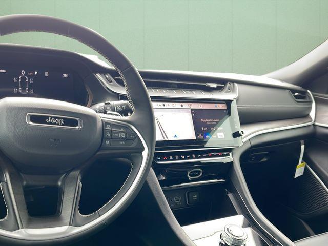 2026 Jeep Grand Cherokee Limited 4x2