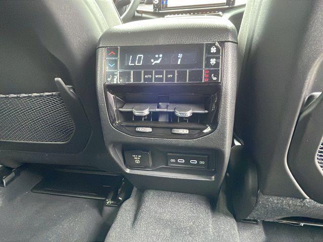 2026 Jeep Grand Cherokee Limited 4x2