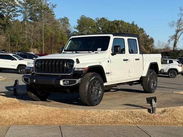 2026 Jeep Gladiator GLADIATOR SPORT S 4X4 2026 Jeep Gladiator GLADIATOR SPORT S 4X4
