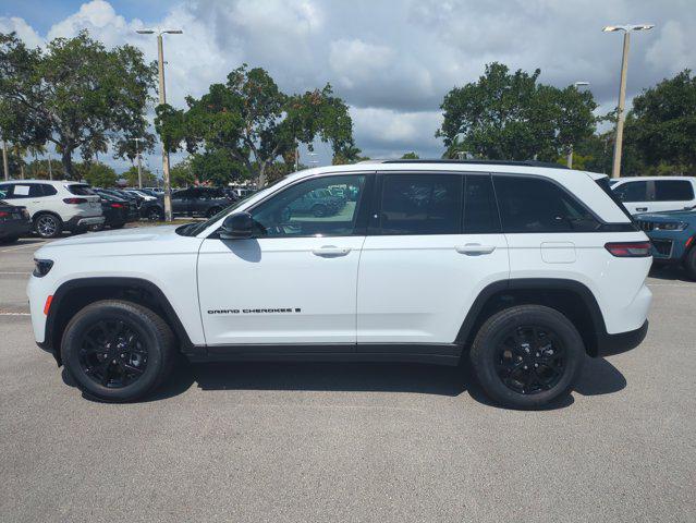 2026 Jeep Grand Cherokee Altitude 4x2