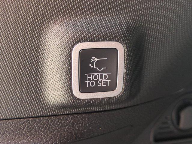 2026 Jeep Grand Cherokee Altitude 4x2