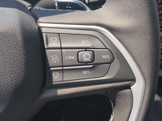 2026 Jeep Grand Cherokee Altitude 4x2