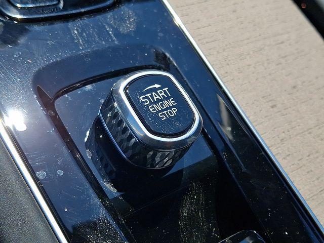 2026 Volvo XC90 Plus, B6 AWD Gas (mild hybrid), Gasoline, Bright, 7 Seats