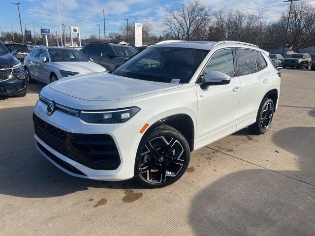 2026 Volkswagen Tiguan SEL R-Line Turbo