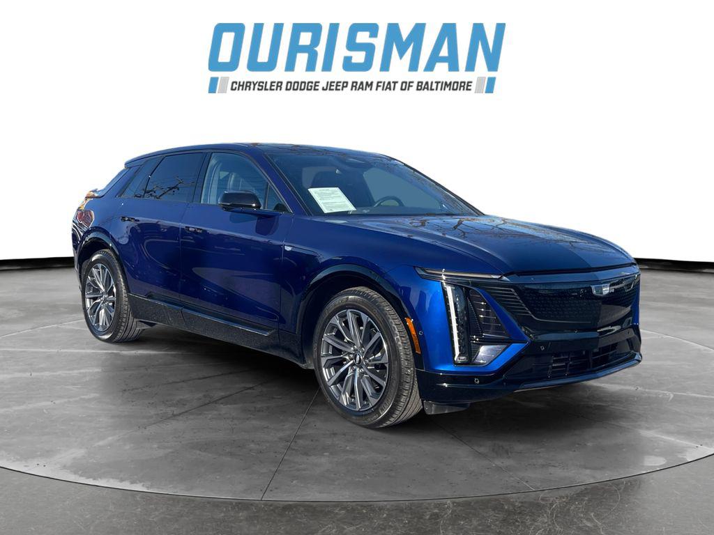 2024 Cadillac Lyriq Sport's photo