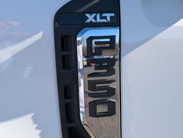 2026 Ford F-350 XLT