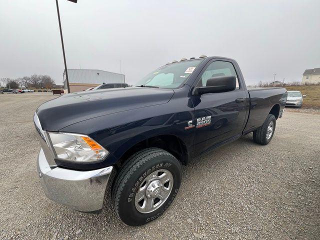 2016 RAM 2500 Tradesman 2016 RAM 2500 Tradesman