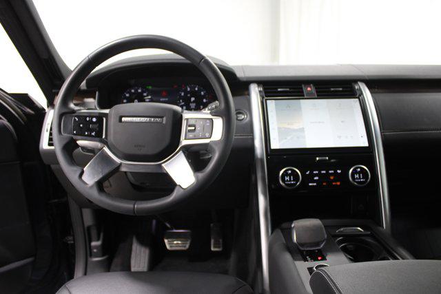 2024 Land Rover Discovery P360 Dynamic SE