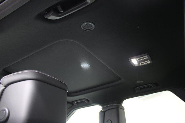 2024 Land Rover Discovery P360 Dynamic SE